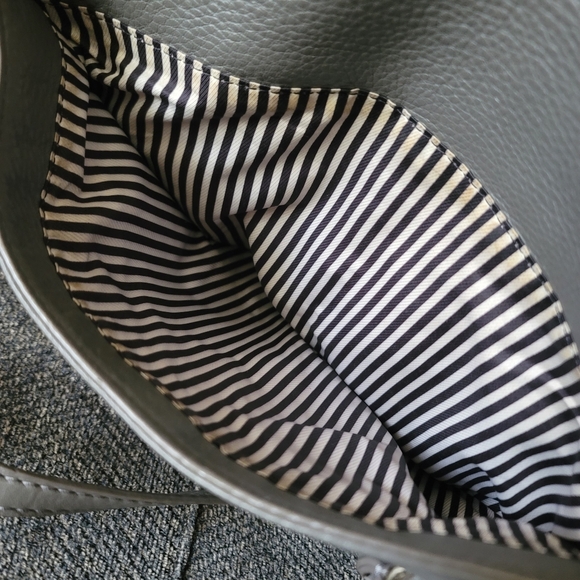 Kate Spade Cobble Hill Leslie Fold Over Satchel With Crossbody Strap - Picture 7 of 13